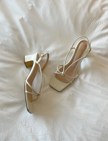 cream white middle heel/수제화